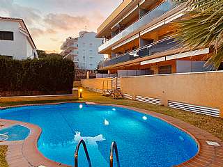 Piso en Carrer tenis,. Planta baja con terraza y piscina a 400m del mar Piso en Carrer tenis,. Planta baja con terraza y piscina a 400m del mar
